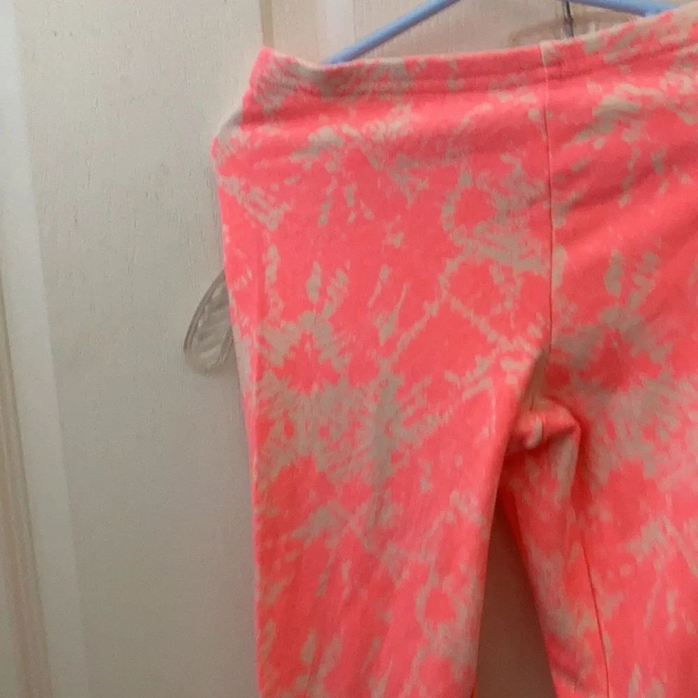 FINAL MARKDOWN Girls old navy leggings 8
